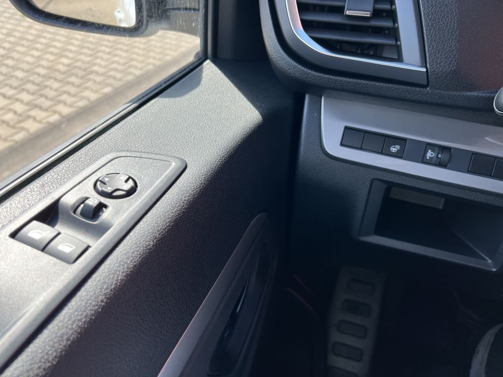 Fahrzeugabbildung Citroën Spacetourer M 2.0 BlueHDi 180 EAT8 Plus