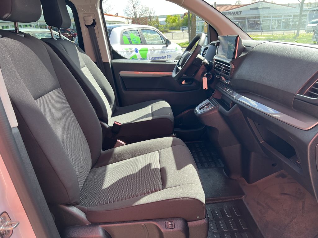 Fahrzeugabbildung Citroën Spacetourer M 2.0 BlueHDi 180 EAT8 Plus