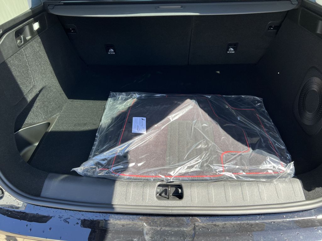 Fahrzeugabbildung Leapmotor iC10 81,9 kWh AWD Irmscher Sonderedition