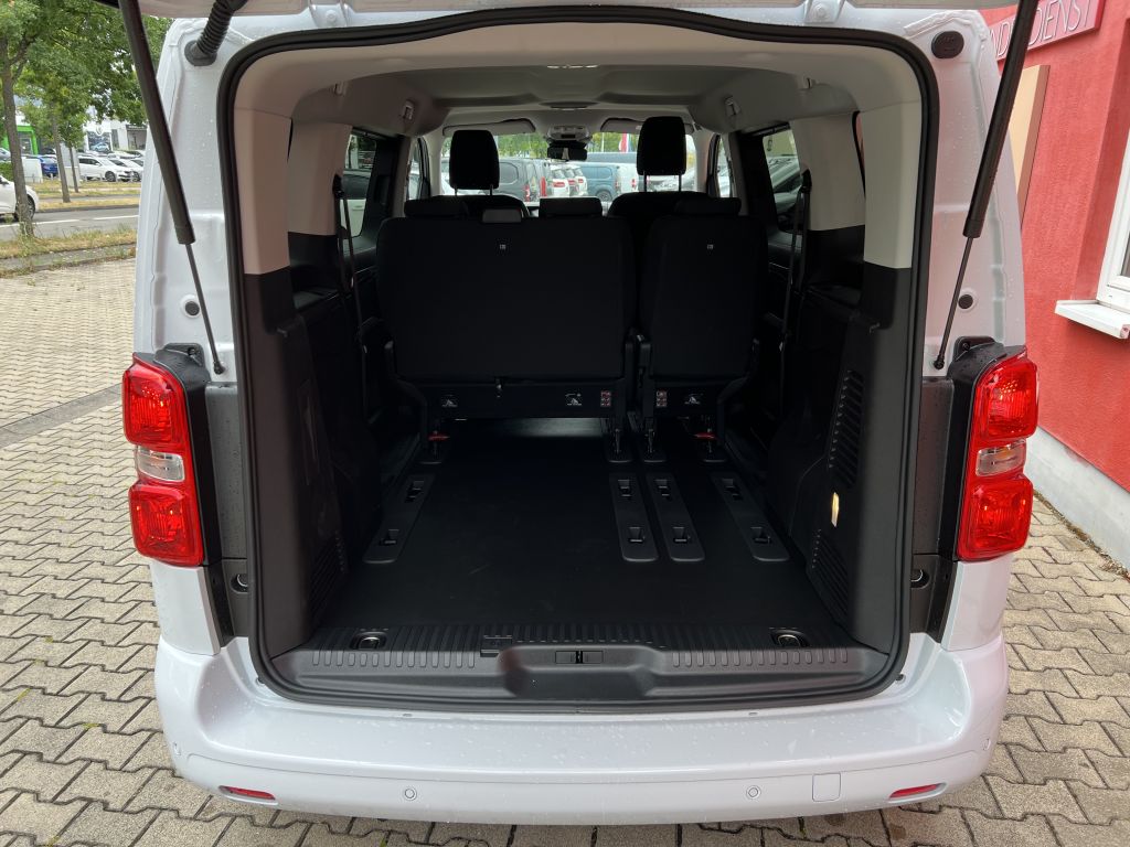 Fahrzeugabbildung Citroën Spacetourer M 2.0 BlueHDi 180 EAT8 Plus