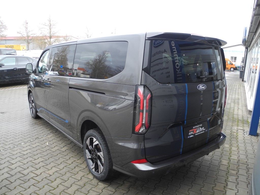 Fahrzeugabbildung Ford Tourneo Custom L2 4x4 Autm. Sport - Matrix LED