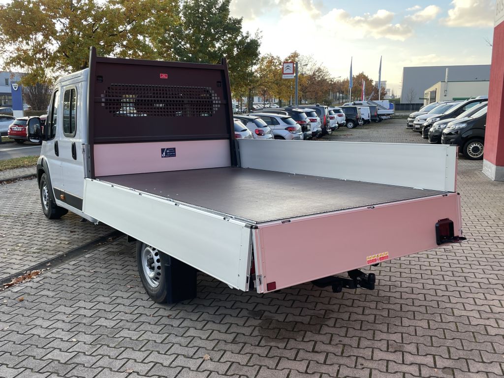 Fahrzeugabbildung Citroën Jumper Pritsche Doka 35 Heavy L4 180 AT + Standh