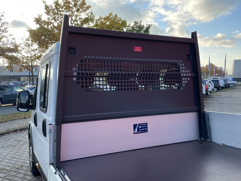 Fahrzeugabbildung Citroën Jumper Pritsche Doka 35 Heavy L4 180 AT + Standh