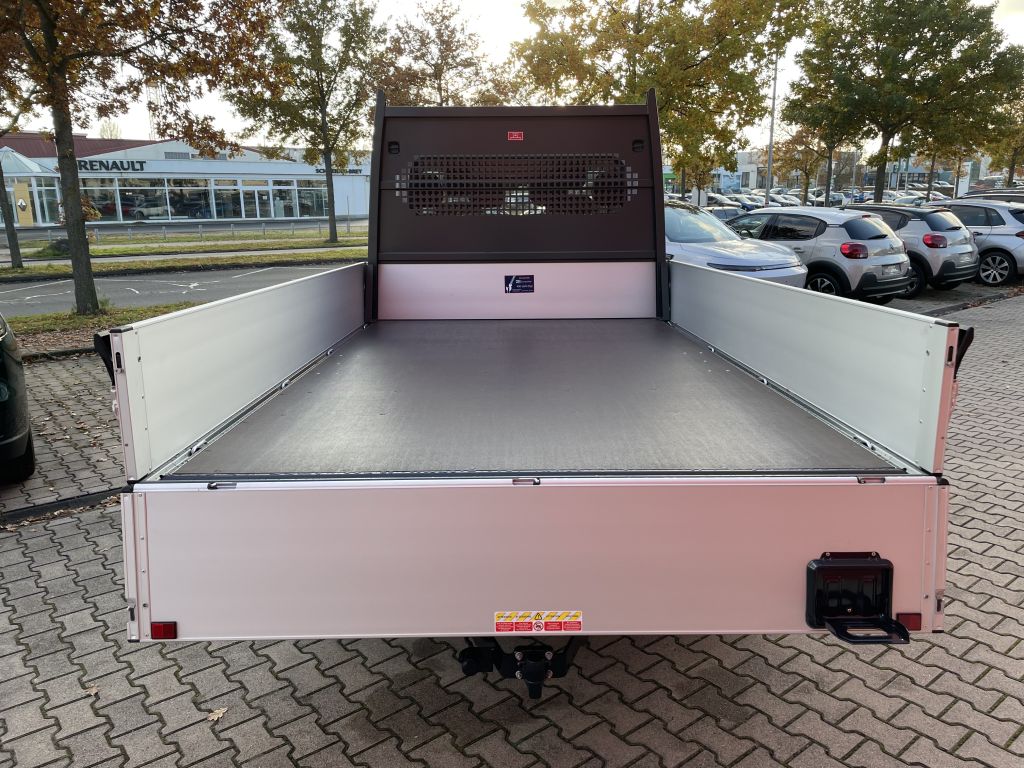 Fahrzeugabbildung Citroën Jumper Pritsche Doka 35 Heavy L4 180 AT + Standh