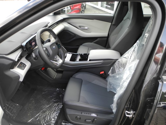 Fahrzeugabbildung Ford Explorer Ext Range RWD 77kWh - Parkass., eHeck.
