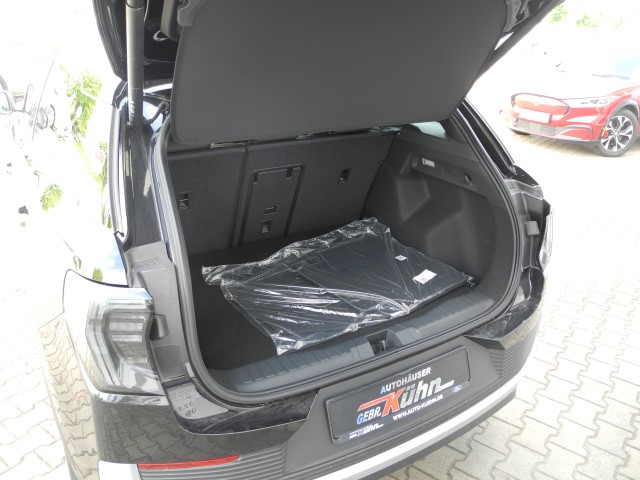 Fahrzeugabbildung Ford Explorer Ext Range RWD 77kWh - Parkass., eHeck.