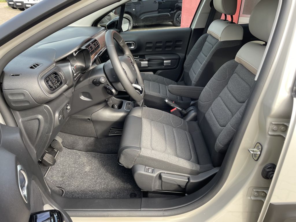 Fahrzeugabbildung Citroën C3 PureTech 83 S&S MAX + Sitzheizung, Kamera!