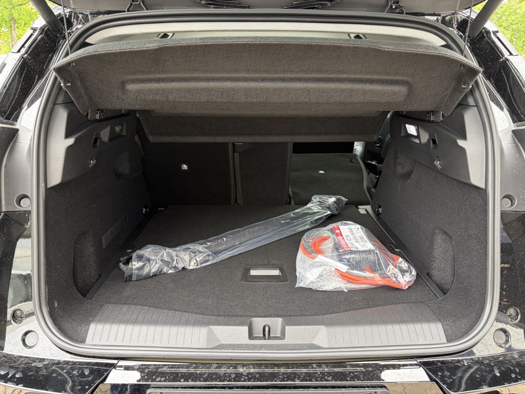 Fahrzeugabbildung Citroën C5 Aircross Plug-In-Hybrid 225 MAX + AHK, AWR