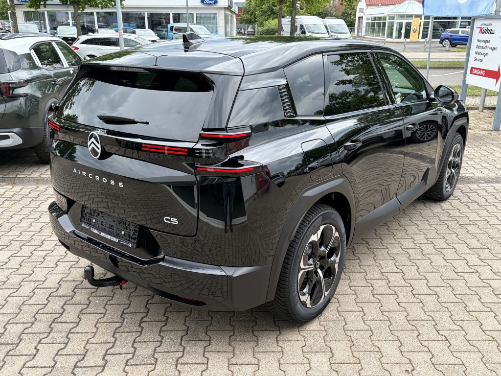 Fahrzeugabbildung Citroën C5 Aircross Plug-In-Hybrid 225 MAX + AHK, AWR