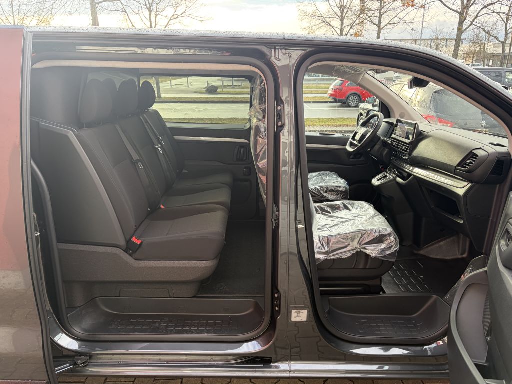 Fahrzeugabbildung Citroën Jumpy Doppelkabine XL 2.2 Diesel 180 AT + 5-Sitz