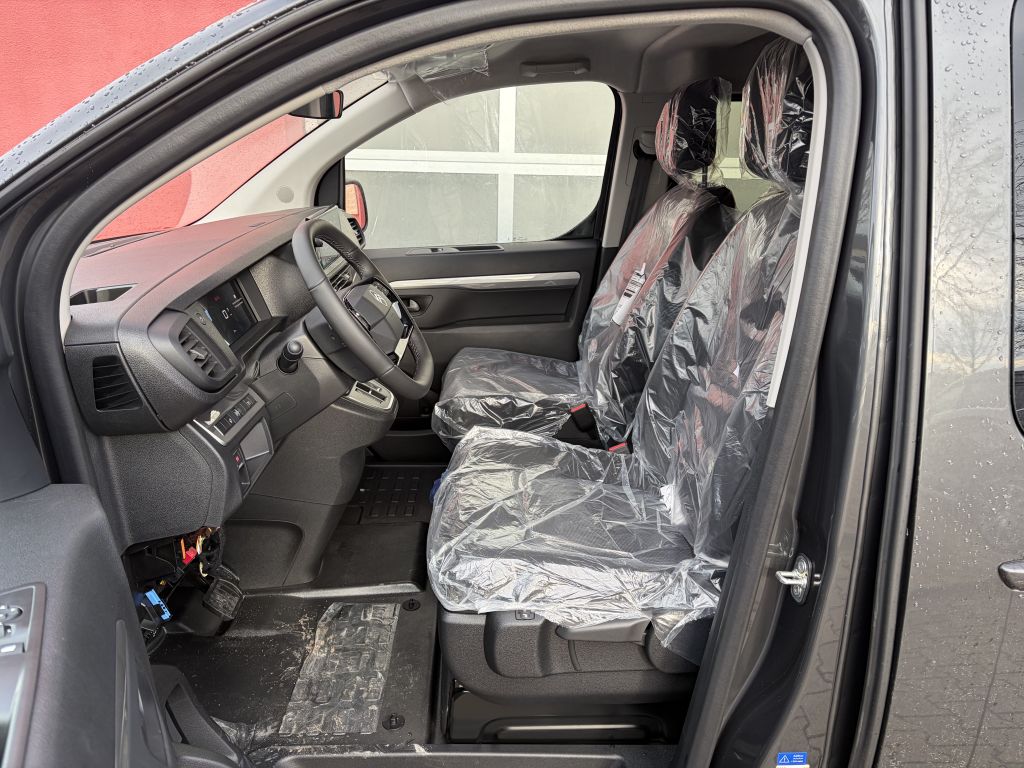 Fahrzeugabbildung Citroën Jumpy Doppelkabine XL 2.2 Diesel 180 AT + 5-Sitz