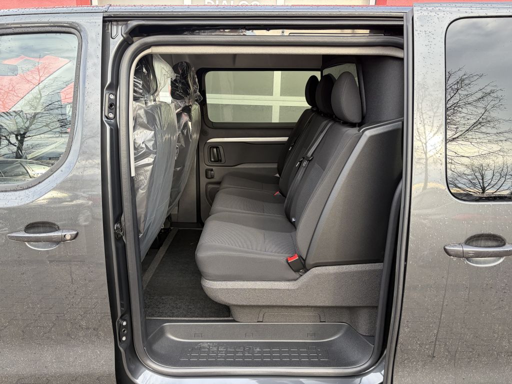 Fahrzeugabbildung Citroën Jumpy Doppelkabine XL 2.2 Diesel 180 AT + 5-Sitz