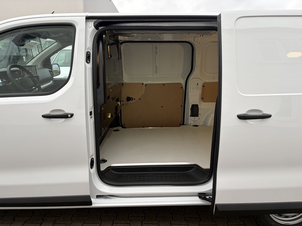 Fahrzeugabbildung Citroën Jumpy M 2.2 Diesel 150 AT + 2 Schiebetür, AHK