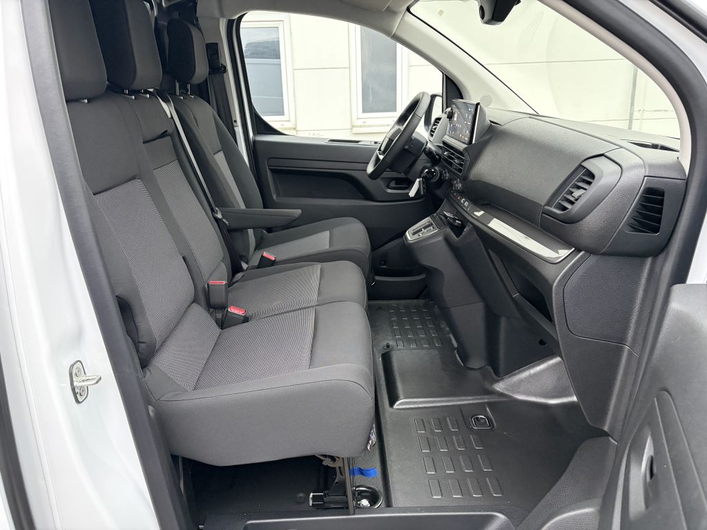 Fahrzeugabbildung Citroën Jumpy M 2.2 Diesel 150 AT + 2 Schiebetür, AHK