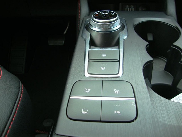 Fahrzeugabbildung Ford Kuga FHEV 4x4 ST-LINE X - Adapt. LED, iACC, AHK