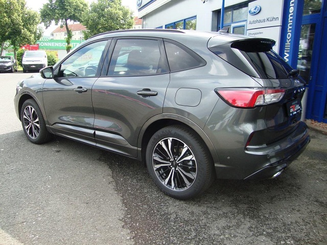 Fahrzeugabbildung Ford Kuga FHEV 4x4 ST-LINE X - Adapt. LED, iACC, AHK