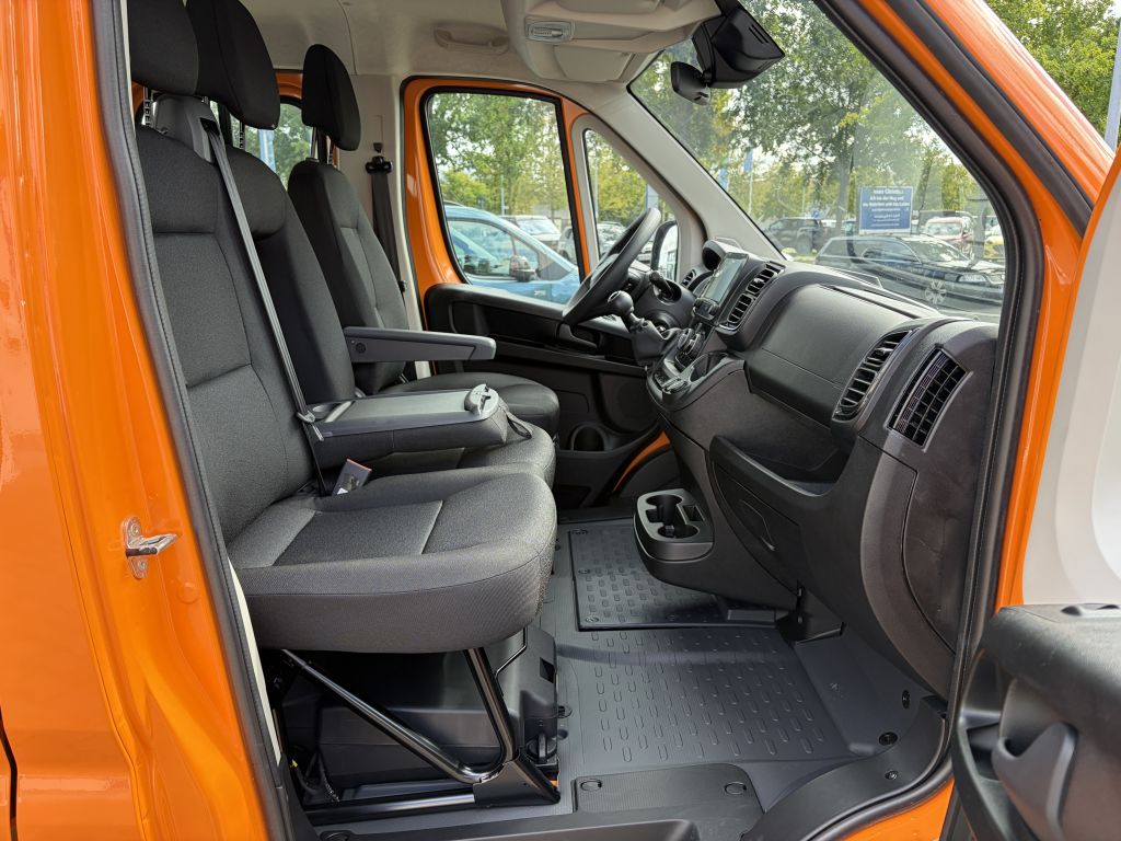 Fahrzeugabbildung Citroën Jumper Pritsche Doka L3 3.5T Heavy 140 + AHK