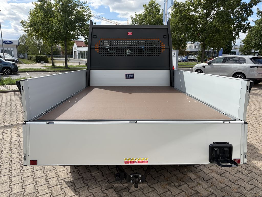 Fahrzeugabbildung Citroën Jumper Pritsche Doka L3 3.5T Heavy 140 + AHK