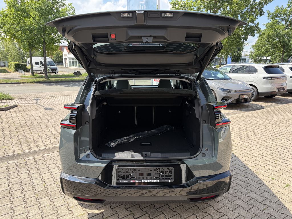 Fahrzeugabbildung Citroën C5 Aircross Hybrid 145 TEAM D + Winter-Paket