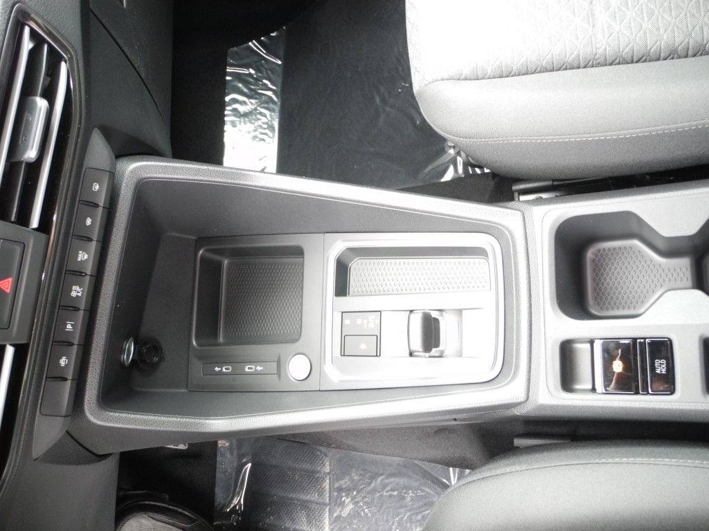 Fahrzeugabbildung Ford Grand Tourneo Connect 1.5 Aut. TITANIUM - AHK