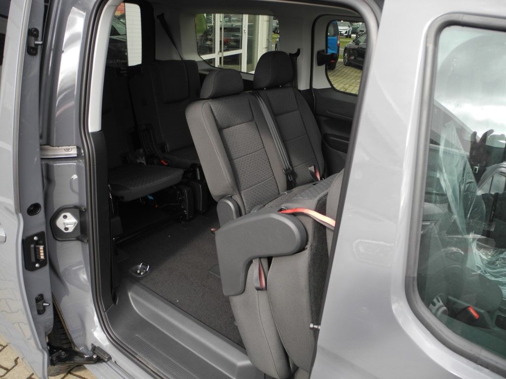Fahrzeugabbildung Ford Grand Tourneo Connect 1.5 Aut. TITANIUM - AHK