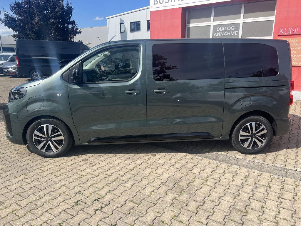 Fahrzeugabbildung Citroën e-Spacetourer M 136 Extended-Range Max VIP Plus