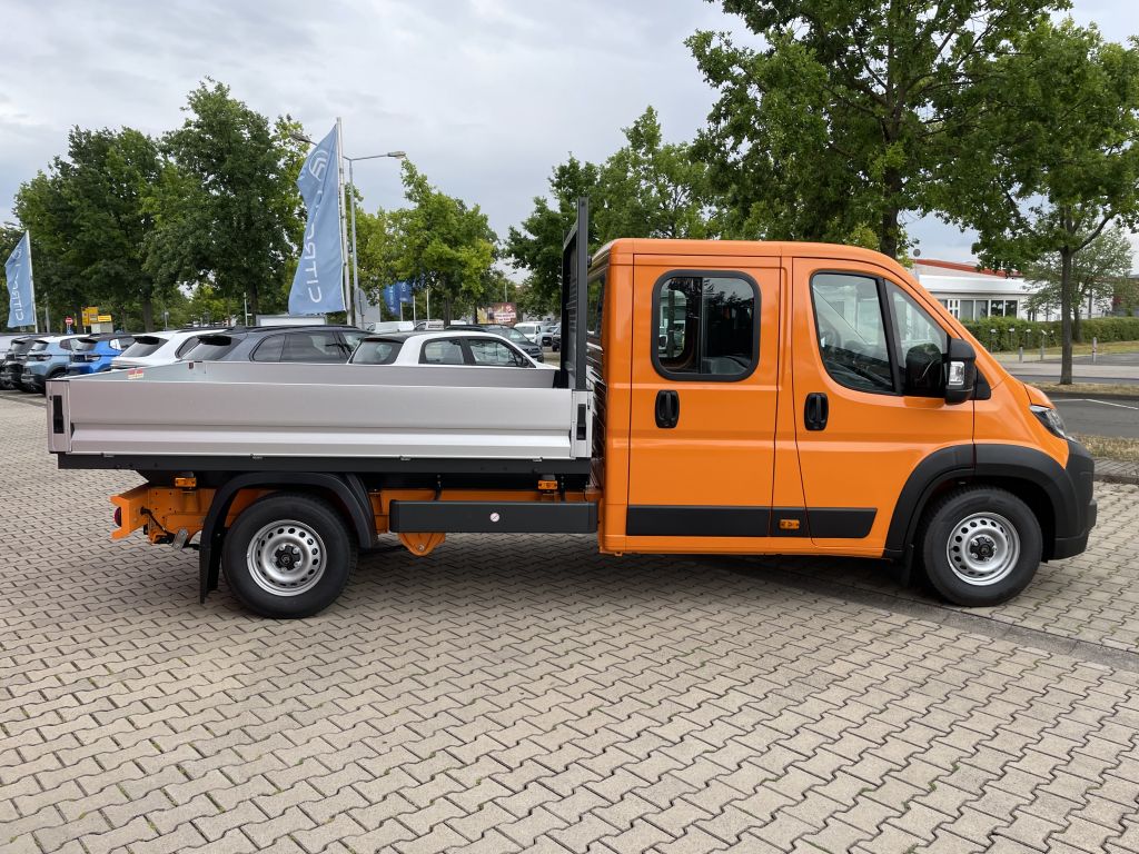 Fahrzeugabbildung Citroën Jumper Pritsche Doka 35 Heavy L3 BlueHDi 140 AHK