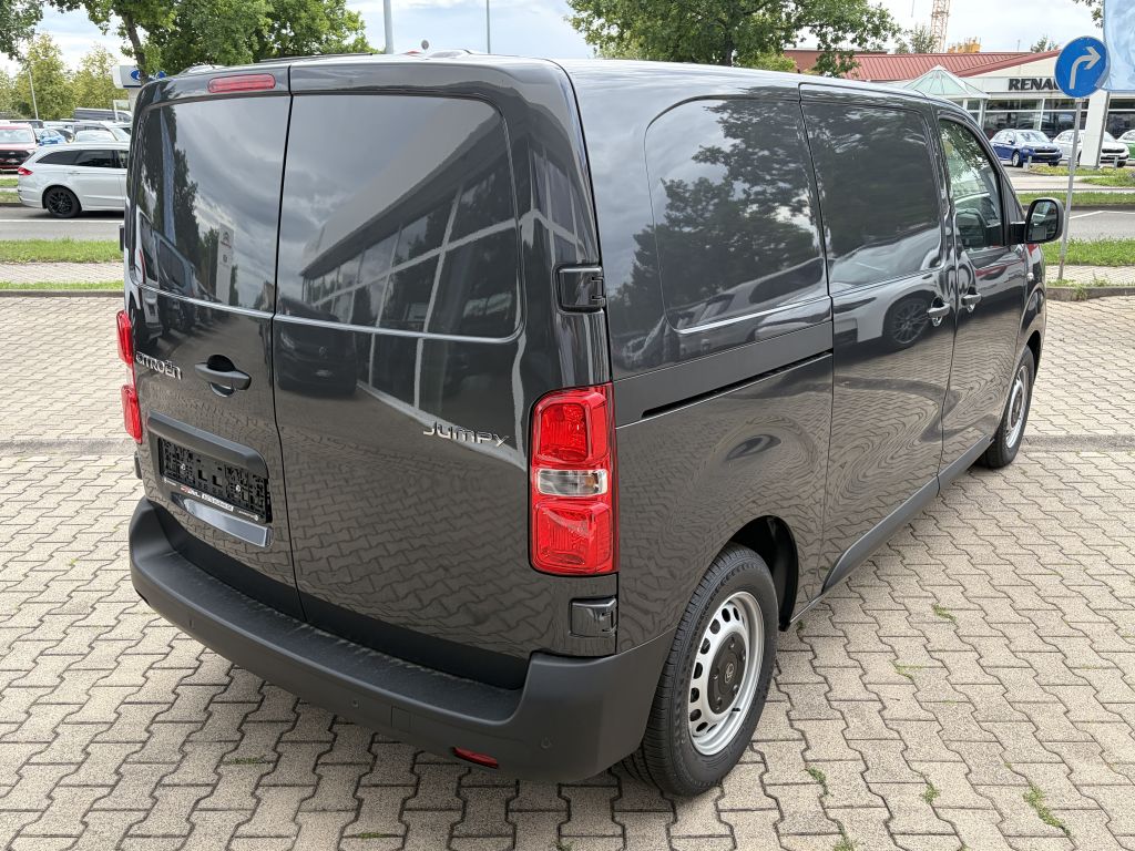 Fahrzeugabbildung Citroën Jumpy M Diesel 180 AT + Kamera, 3-Sitzer, LED