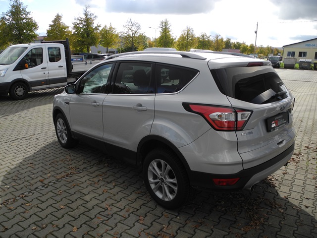 Fahrzeugabbildung Ford Kuga TDCi 4x4 Aut. Titanium - Xenon, AHK, Navi
