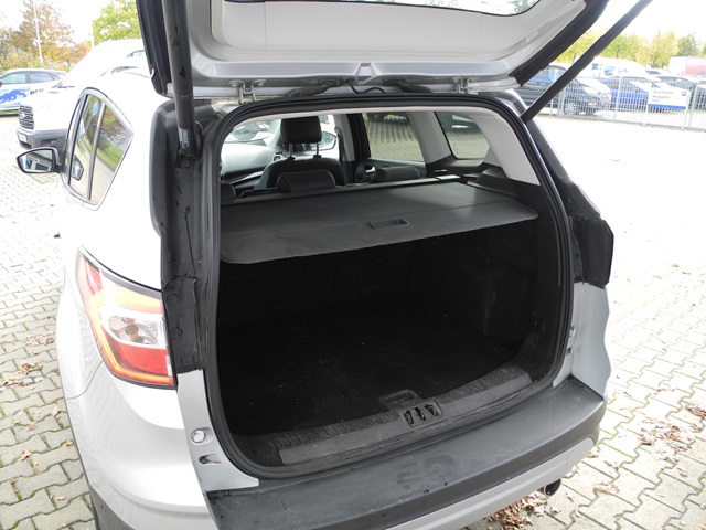 Fahrzeugabbildung Ford Kuga TDCi 4x4 Aut. Titanium - Xenon, AHK, Navi