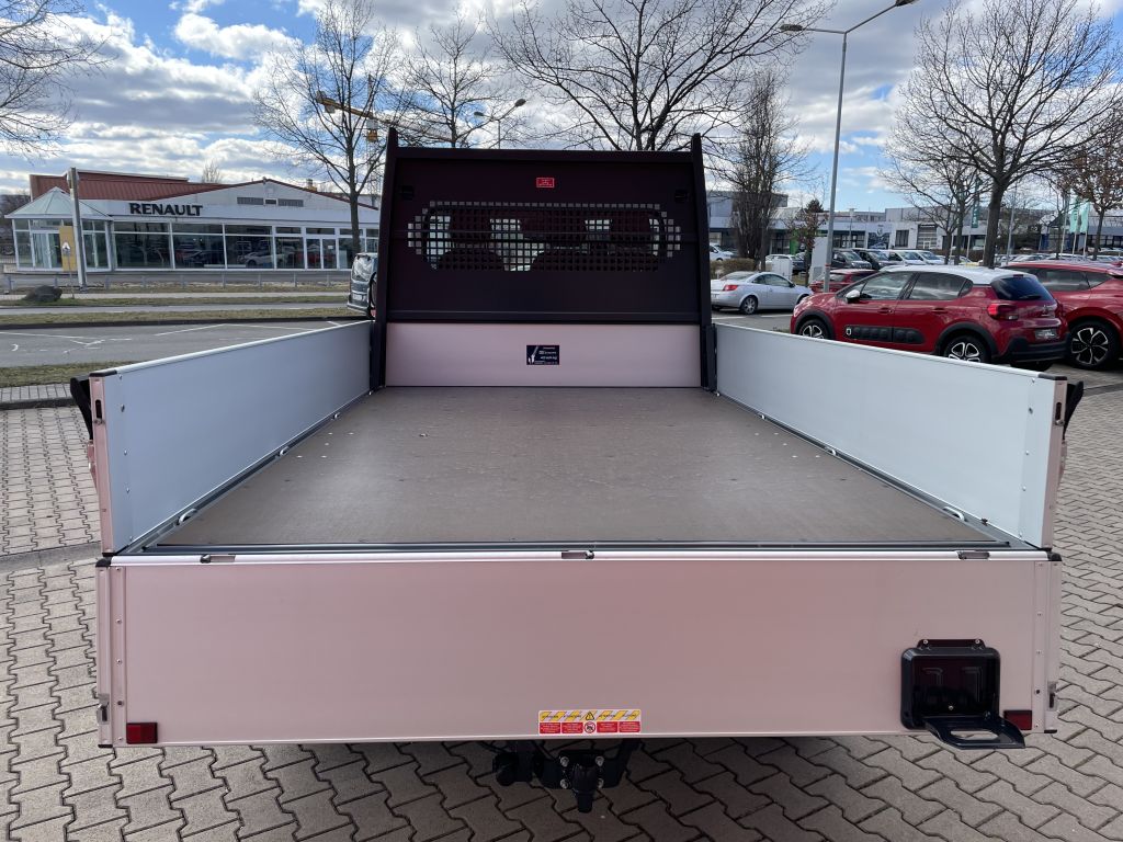 Fahrzeugabbildung Citroën Jumper Pritsche 35 Heavy L2 140 + AHK, Kamera