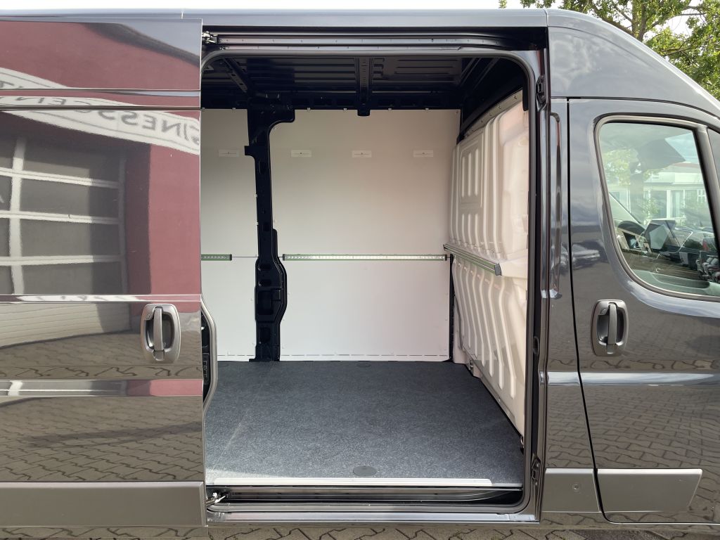 Fahrzeugabbildung Citroën Jumper Kawa 35 Heavy L3H2 BlueHDi 180 Autom.