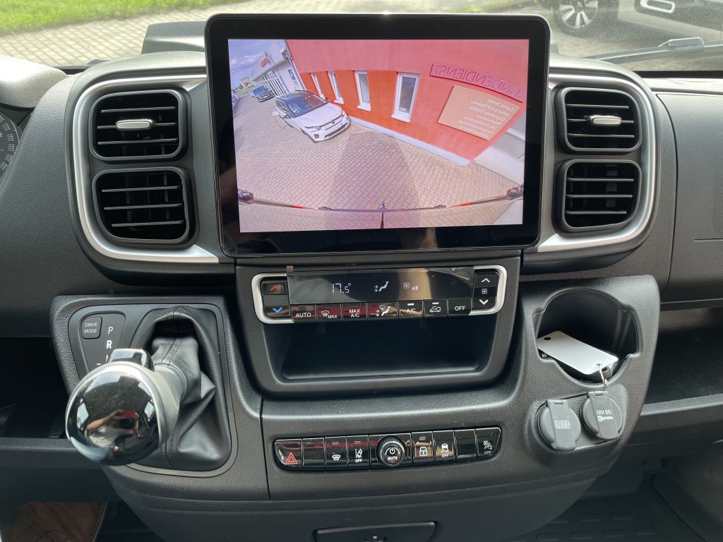 Fahrzeugabbildung Citroën Jumper Kawa 35 Heavy L3H2 BlueHDi 180 Autom.