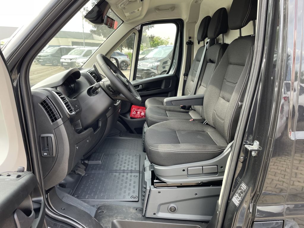 Fahrzeugabbildung Citroën Jumper Kawa 35 Heavy L3H2 BlueHDi 180 Autom.