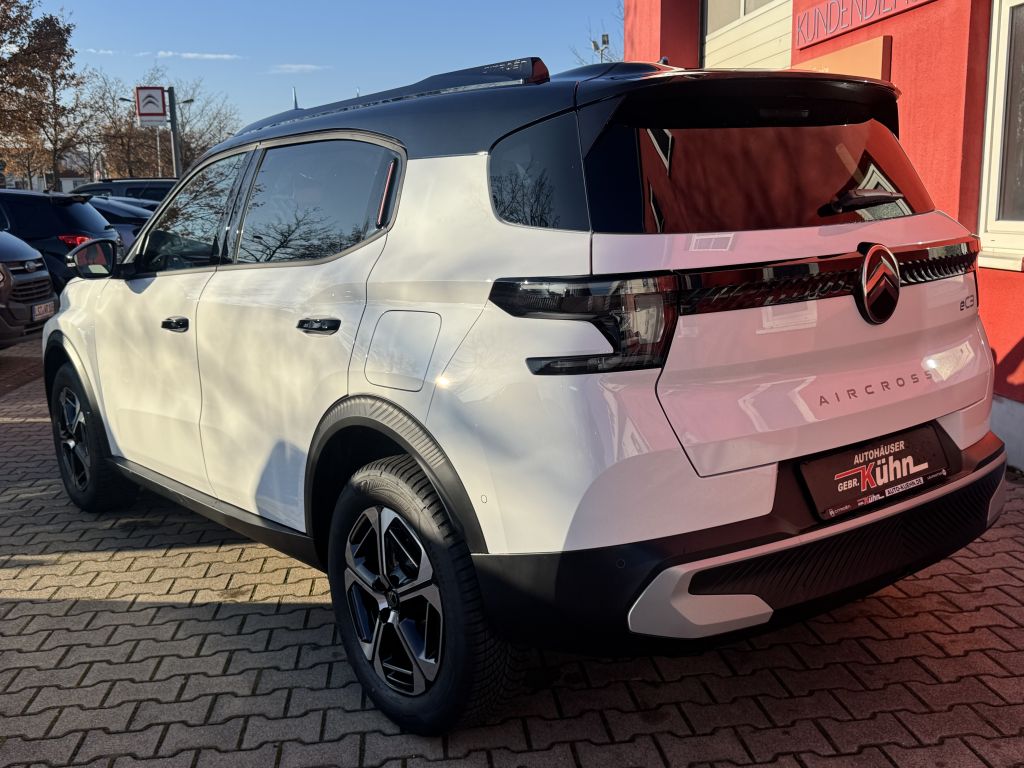 Fahrzeugabbildung Citroën e-C3 Aircross 113 Extended-Range MAX Winter Paket