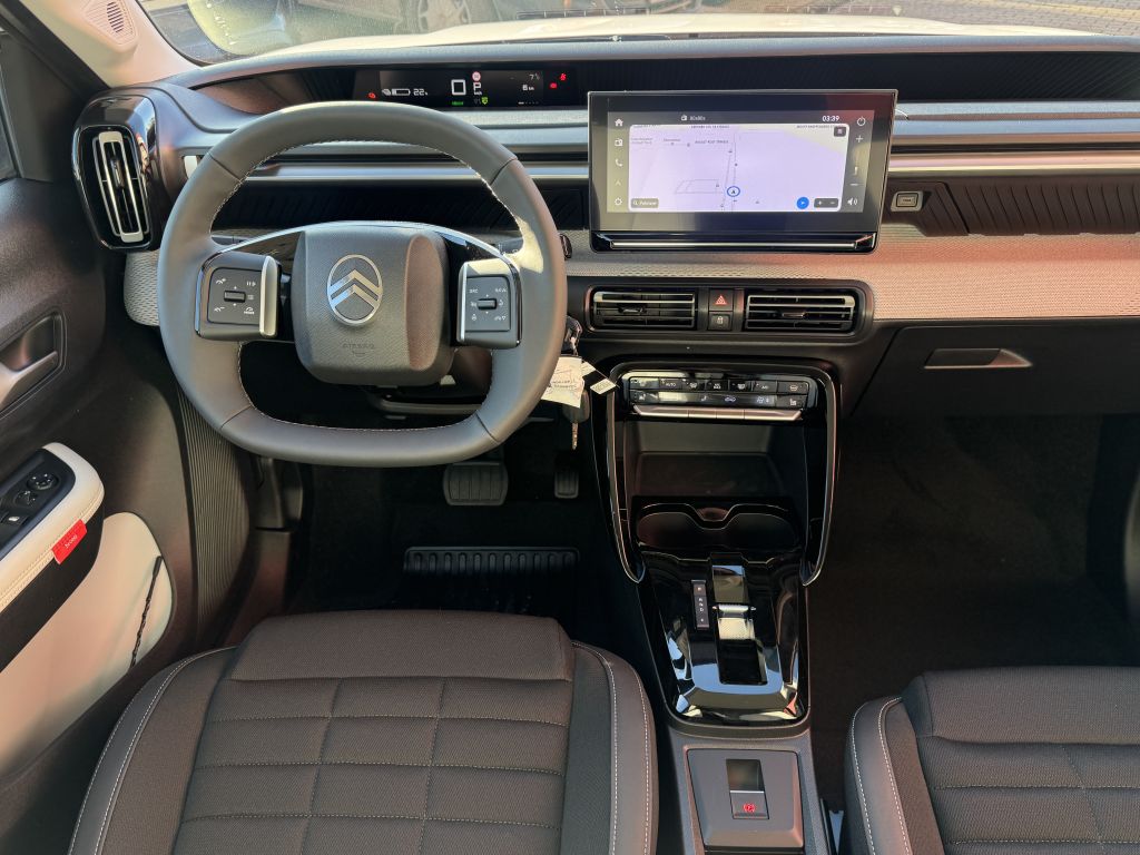 Fahrzeugabbildung Citroën e-C3 Aircross 113 Extended-Range MAX Winter Paket