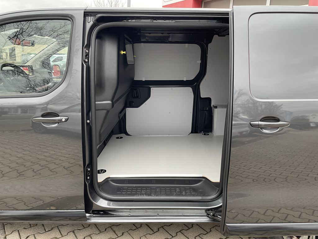 Fahrzeugabbildung Citroën Jumpy M Diesel 180 (2.2) AT + Webasto, LED, AHK