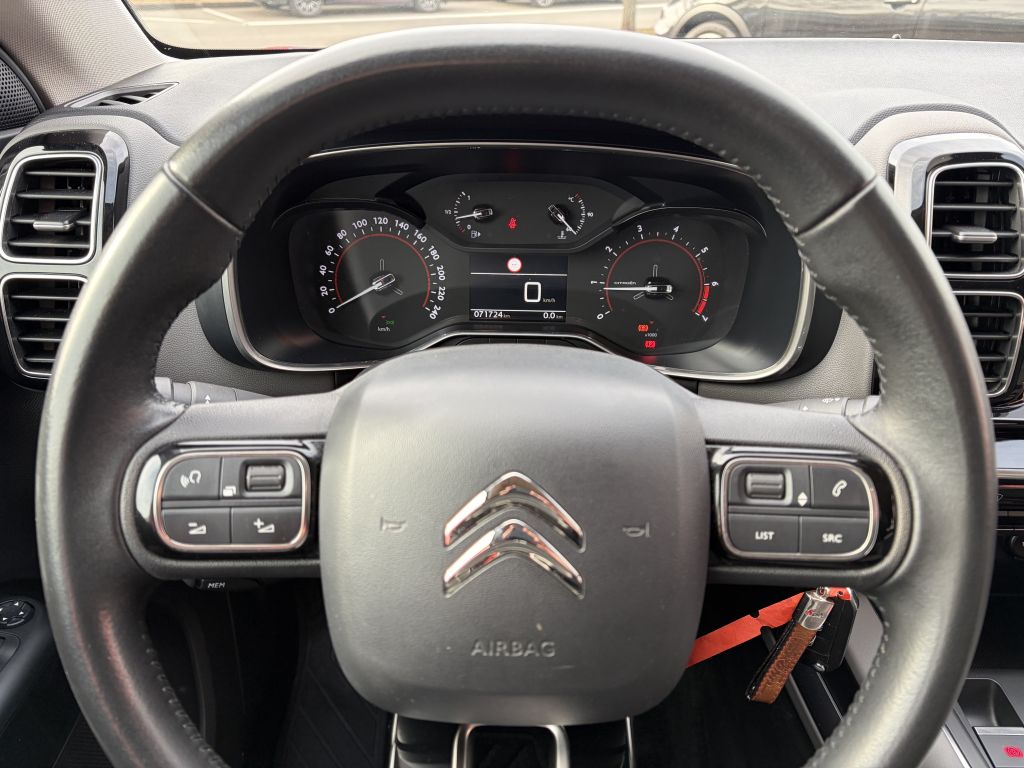 Fahrzeugabbildung Citroën C5 Aircross BlueHDi 130 S&S Live Pack + AHK