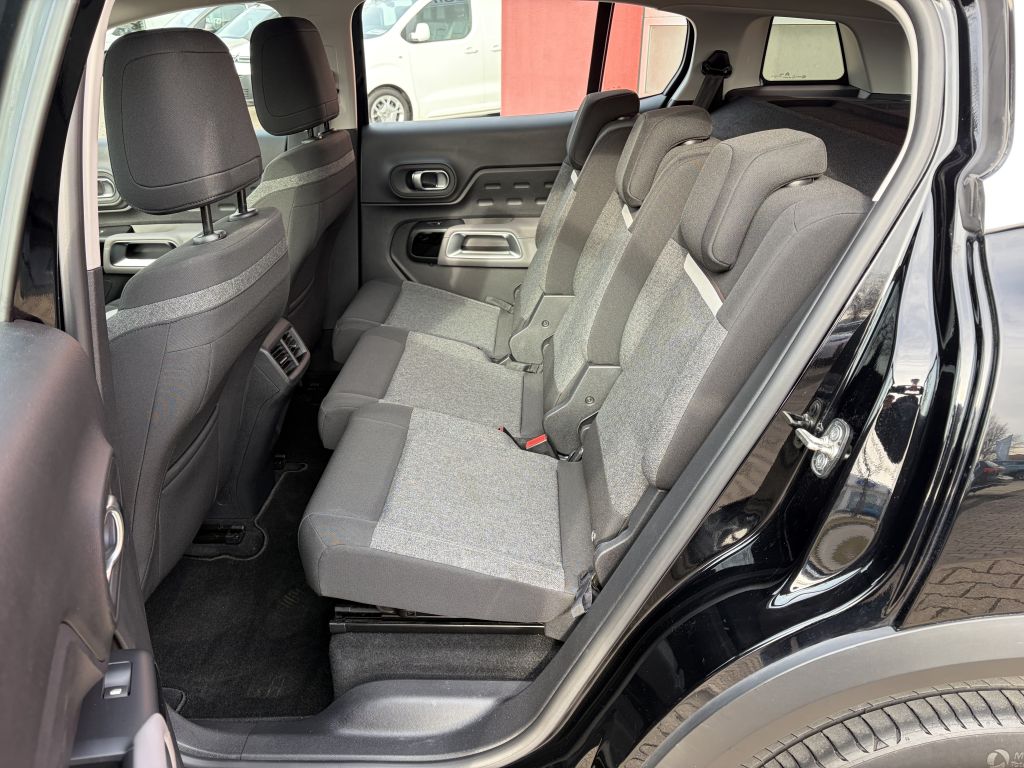 Fahrzeugabbildung Citroën C5 Aircross BlueHDi 130 S&S Live Pack + AHK