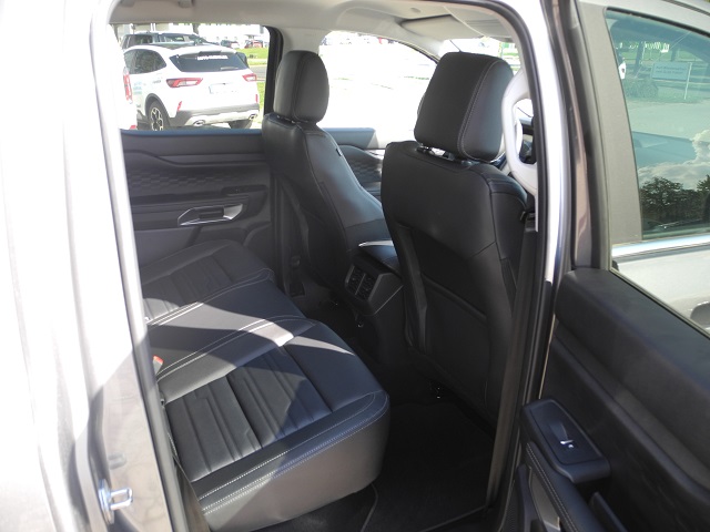 Fahrzeugabbildung Ford Ranger 2,0 Doka Autm. Limited - iACC, AHK, Rollo