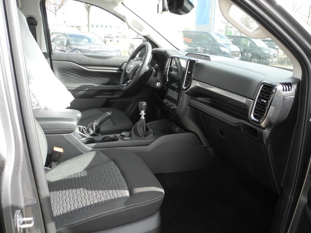 Fahrzeugabbildung Ford Ranger 2,0 l Doka XLT - AHK, Winter-P, PDC v/h