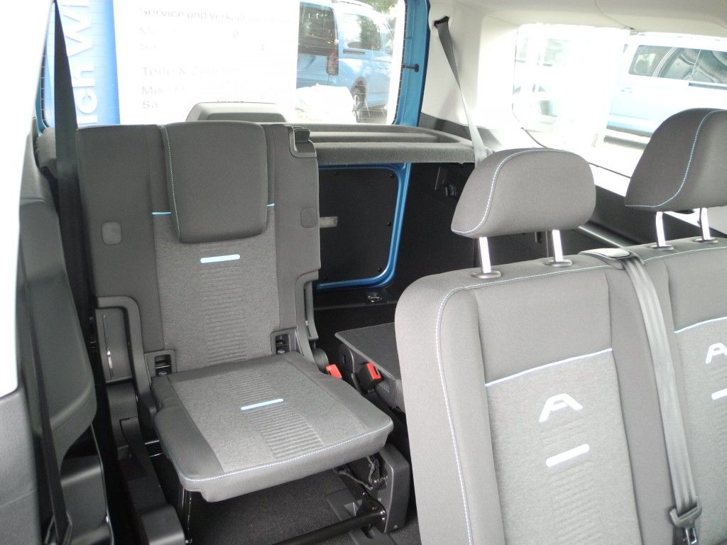 Fahrzeugabbildung Ford Grand Tourneo Connect 1.5 PHEV Aut. ACTIVE