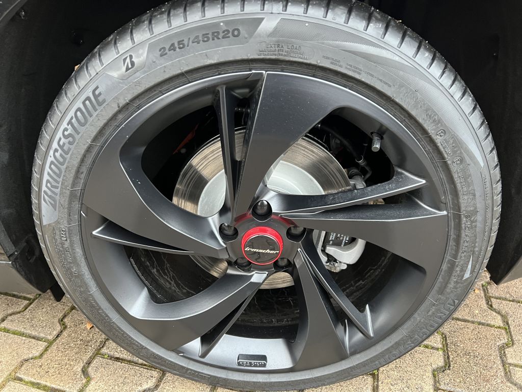 Fahrzeugabbildung Leapmotor iC10 81,9 kWh AWD Irmscher Sonderedition