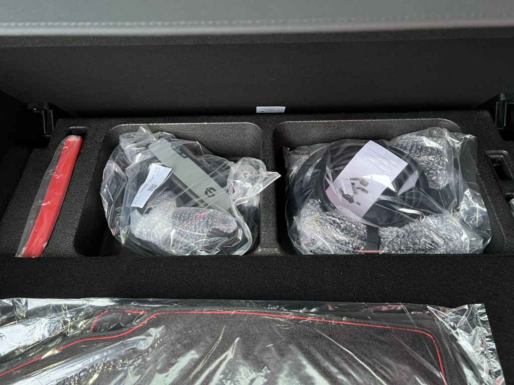 Fahrzeugabbildung Leapmotor iC10 81,9 kWh AWD Irmscher Sonderedition