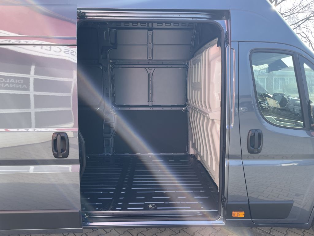 Fahrzeugabbildung Citroën Jumper Kawa 35 Heavy L4H3 BlueHDi 180 Automatik