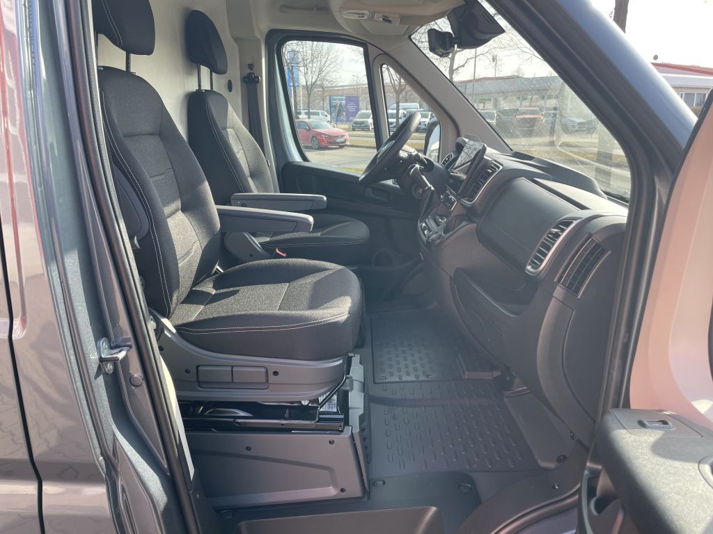 Fahrzeugabbildung Citroën Jumper Kawa 35 Heavy L4H3 BlueHDi 180 Automatik