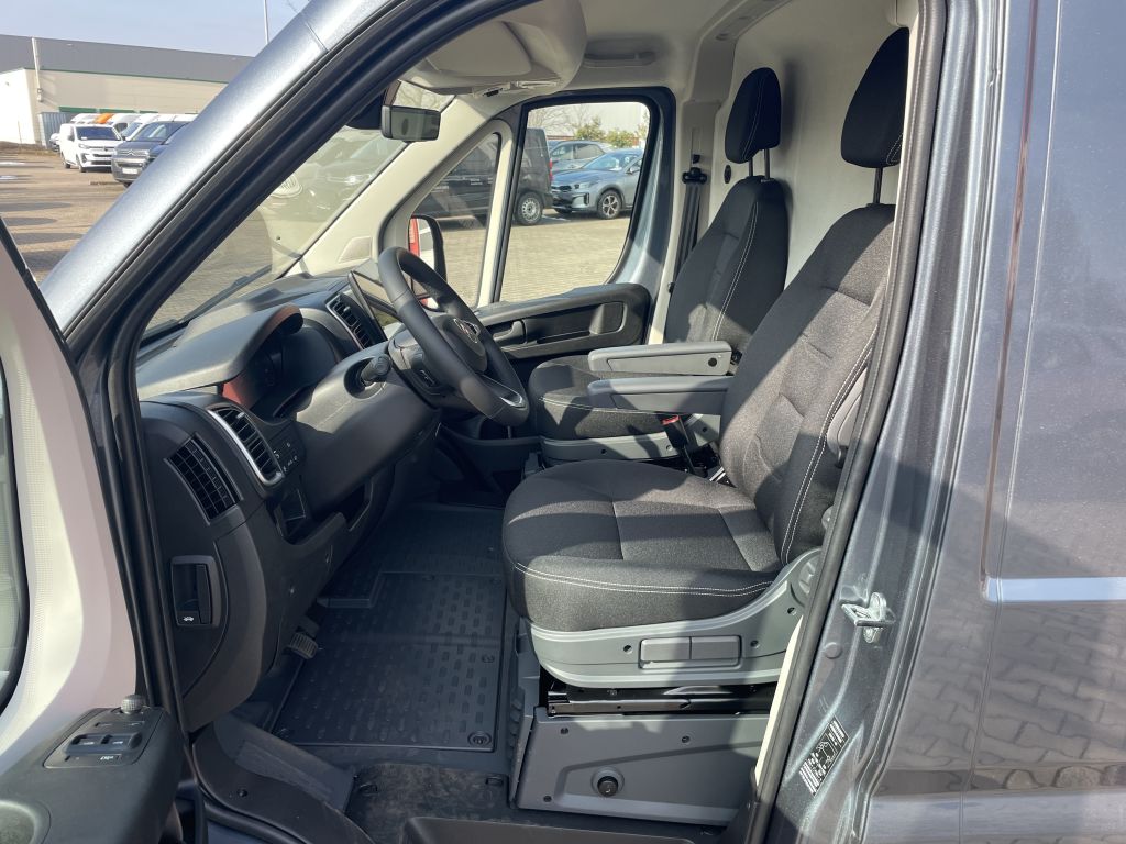 Fahrzeugabbildung Citroën Jumper Kawa 35 Heavy L4H3 BlueHDi 180 Automatik