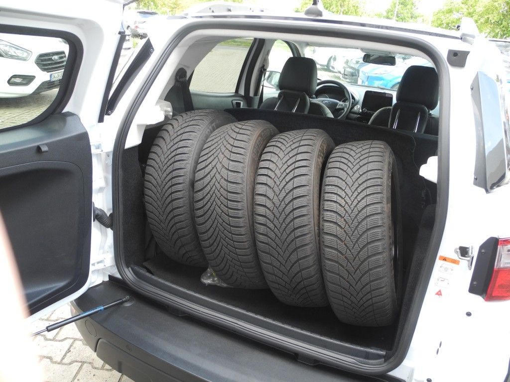 Fahrzeugabbildung Ford ECOSPORT 1.0 ACTIVE - AHK, LED, WR, Navi, B&O