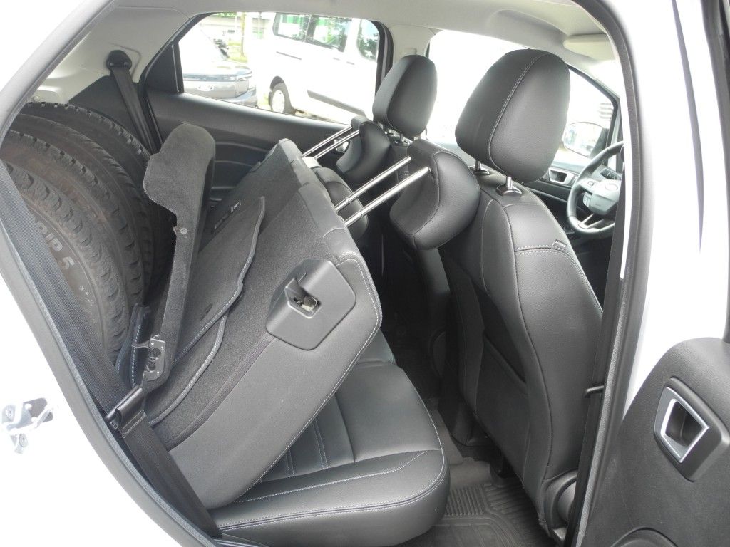 Fahrzeugabbildung Ford ECOSPORT 1.0 ACTIVE - AHK, LED, WR, Navi, B&O