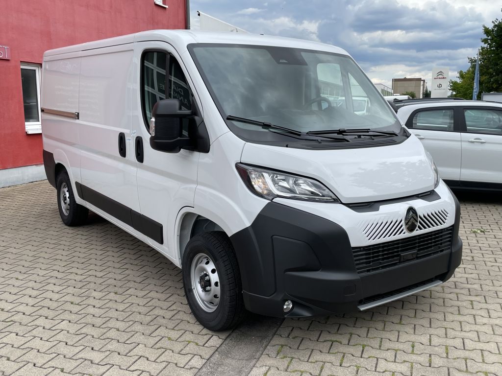 Fahrzeugabbildung Citroën Jumper Kawa 35 L2H1 BlueHDi 140 + AHK